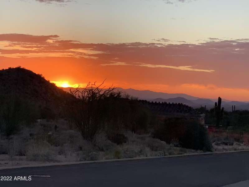 10580 sunset west