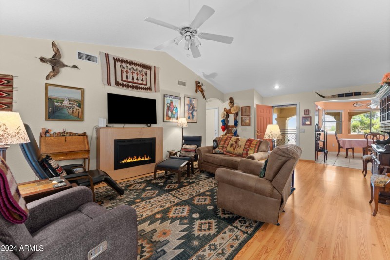 17-web-or-mls-DSC07113