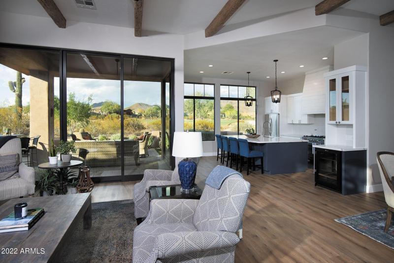 LR-Kitch-Patio