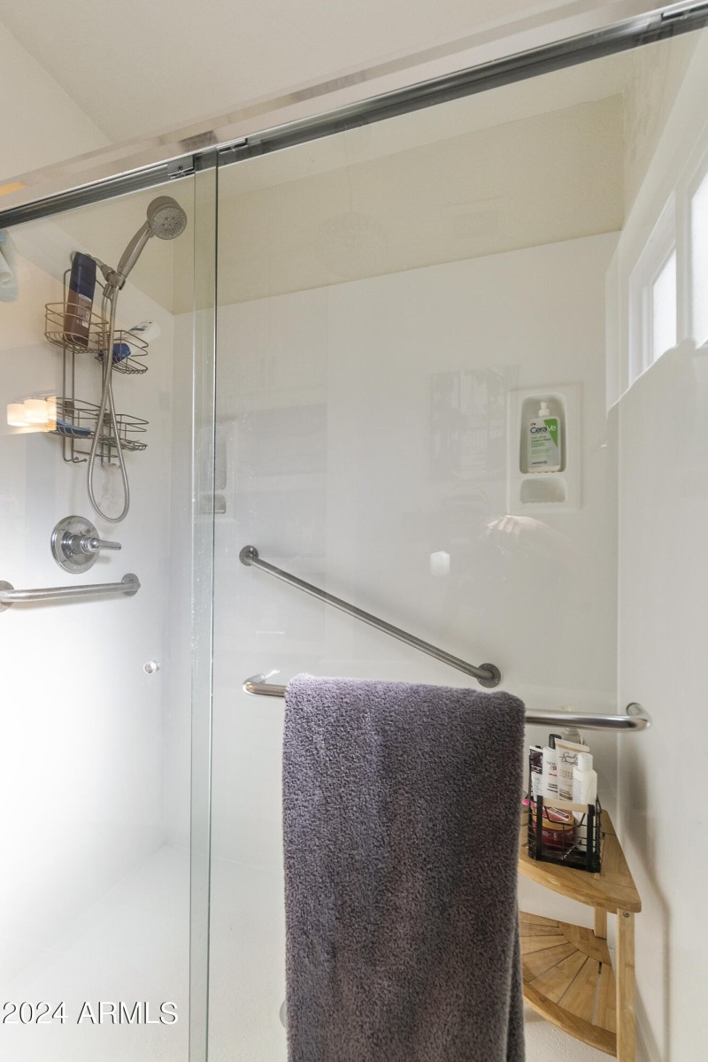 Primary shower