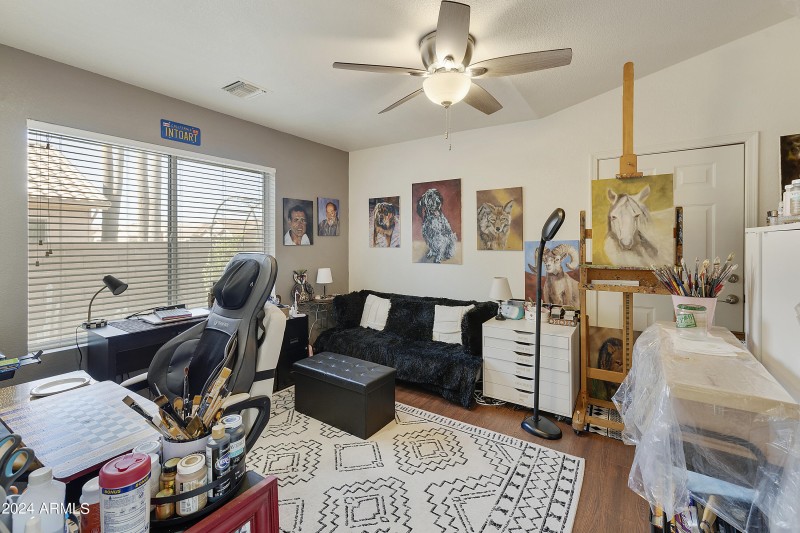 Art Studio /Den