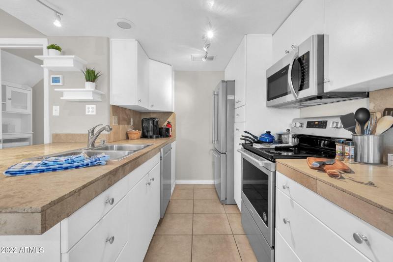 LOTS OF COUNTER SPACE