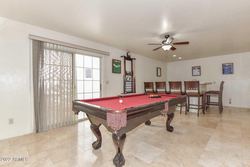 Basement Game Room-Bar