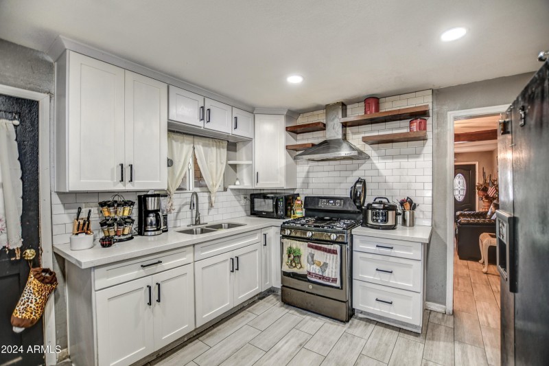 Kitchen 3