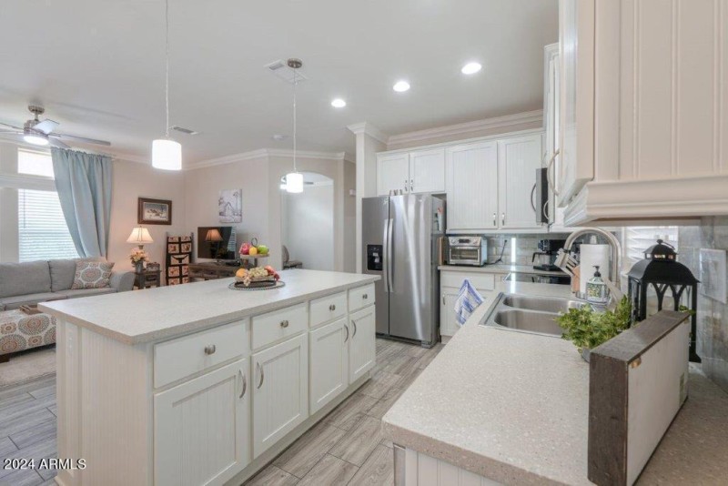 Kitchen (2)