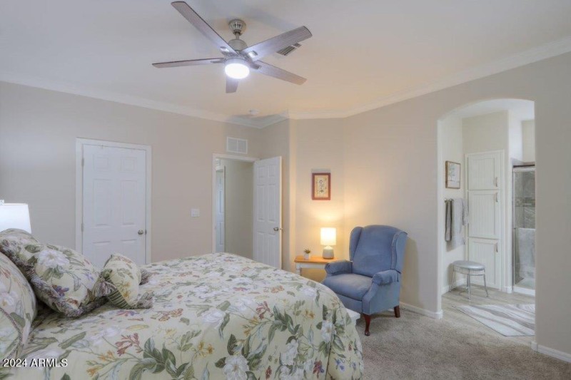 Main Bedroom (2)