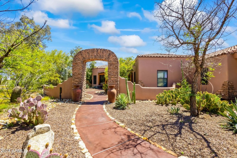 Front Entry | Walk Path