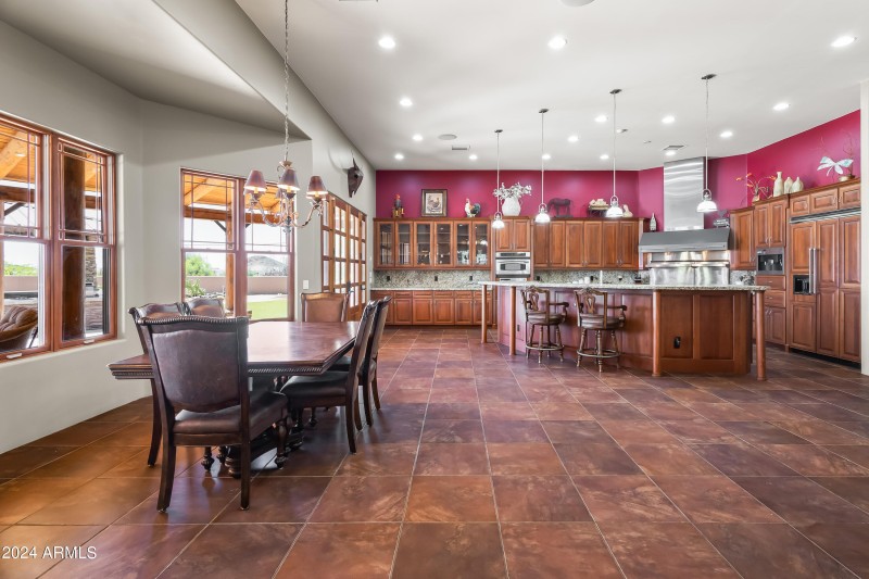 Kitchen | Dining