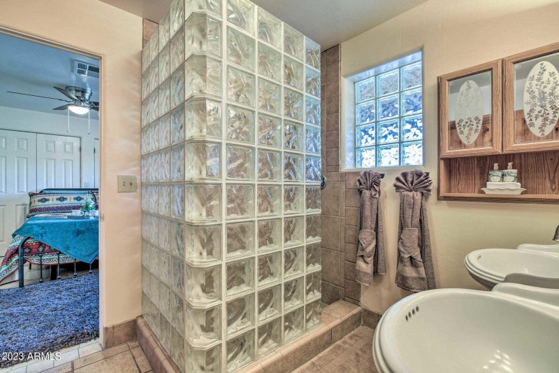 24 Another Bathroom