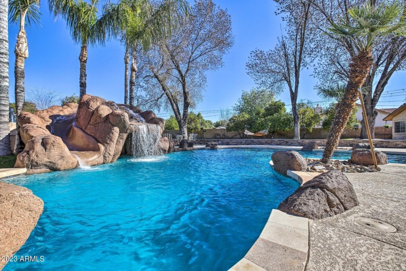 1 Pool and Rock Slide