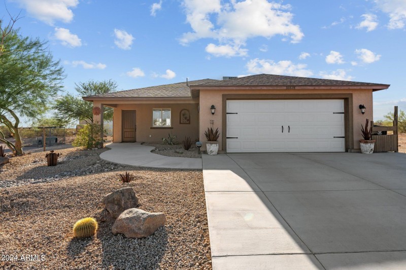 32828 N 228th Dr