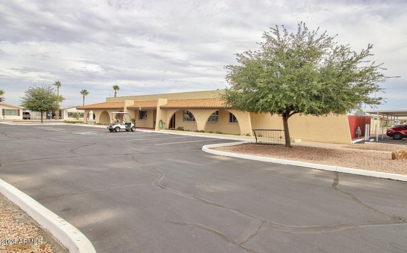 2100 N TREKELL RD 194,
