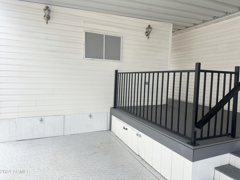 SHED/HOBBY ROOM