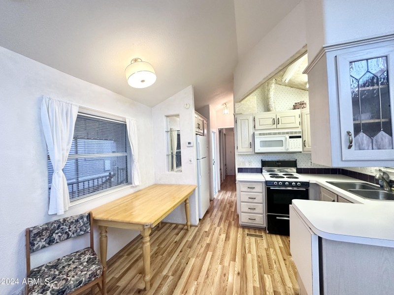 NICE FLOORING