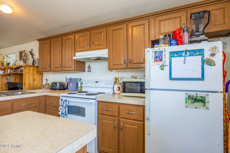 Kitchen 2