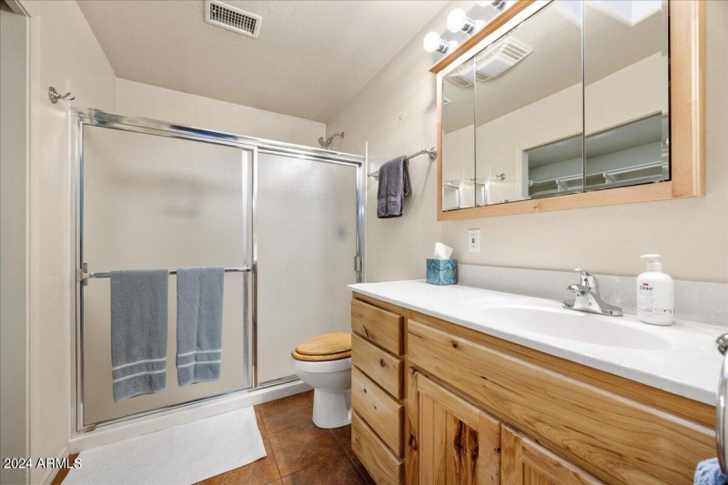 22-Primary Bathroom