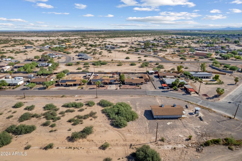 3915 W Giles-5