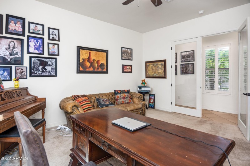 35-10020 E Strobe Ave-35