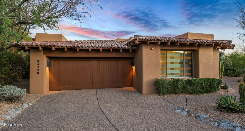 3-web-or-mls-Driveway Views
