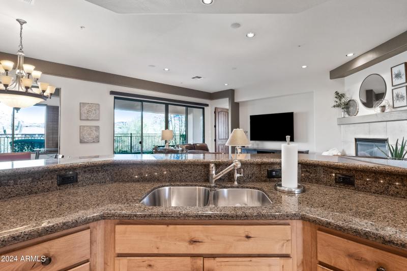 21-27000NASP1016-ocupix