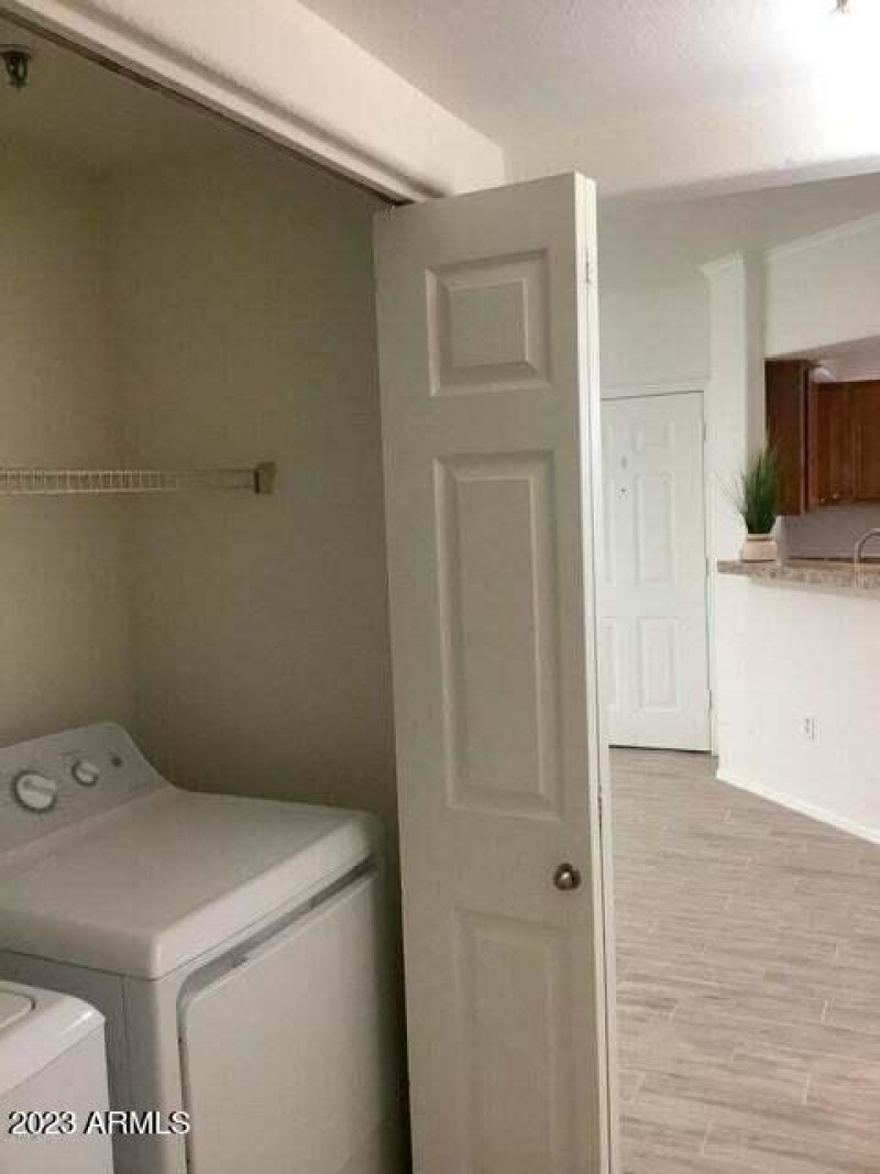 LAUNDRY AREA