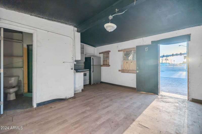 23-web-or-mls-QPT Photo - MAP_9056