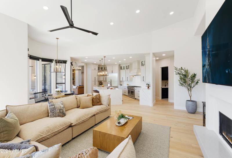 PropertyImageCo_12077ELaurelLn_WEB-33