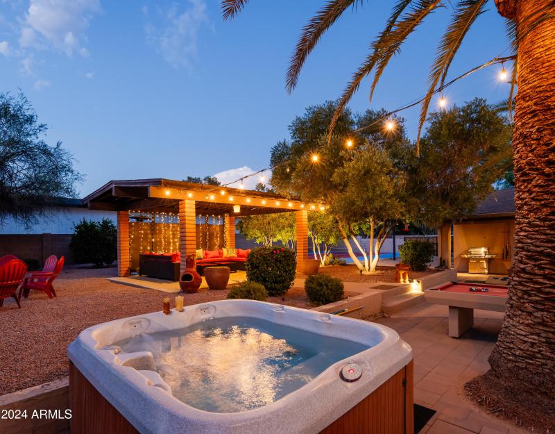 PropertyImageCo_6124EDelcoaAve_WEB-75