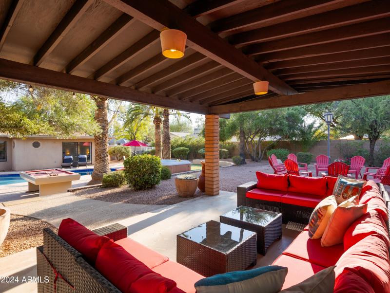 PropertyImageCo_6124EDelcoaAve_WEB-11