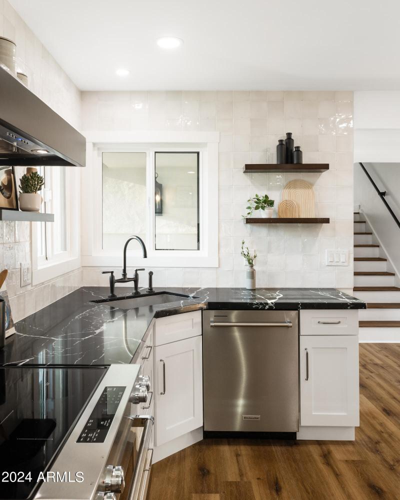 PropertyImageCo_13611N50thSt_WEB-23