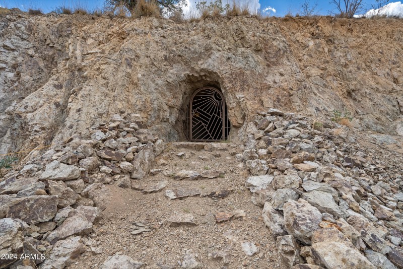 3 Cave 4