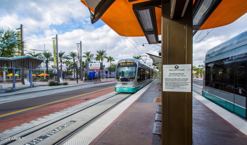 LIGHT RAIL