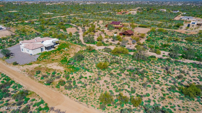 Lot D 6