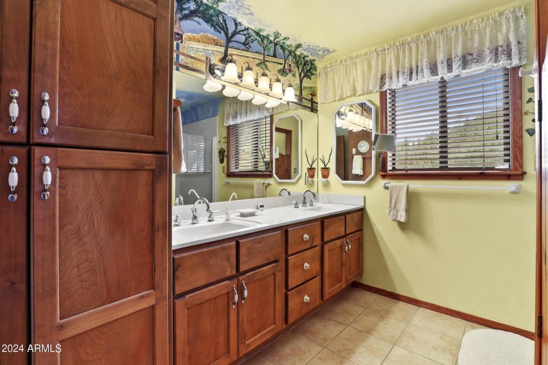 Bathroom 4