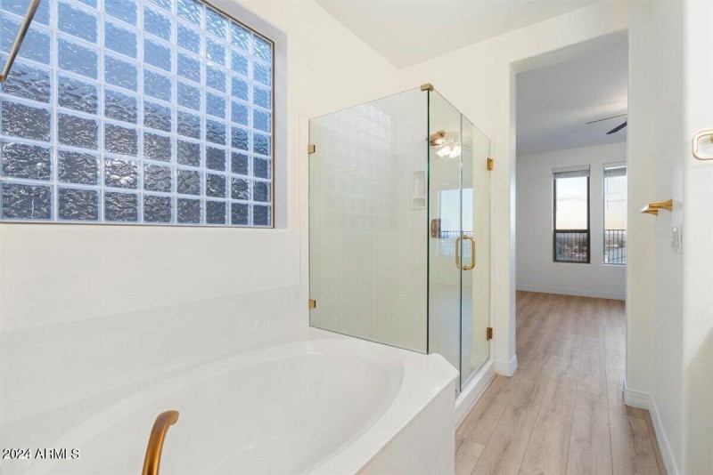 Primary Suite Bathroom