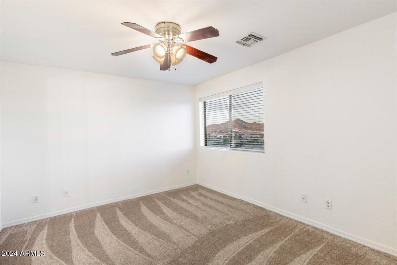 Secondary bedroom