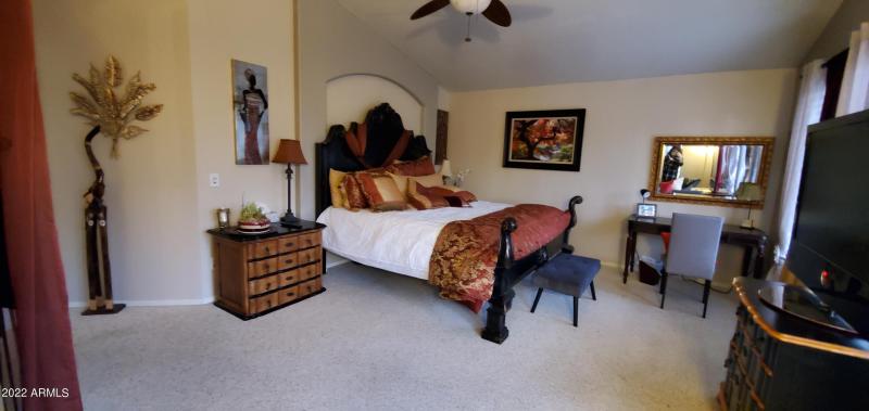 Spacious King Bedroom