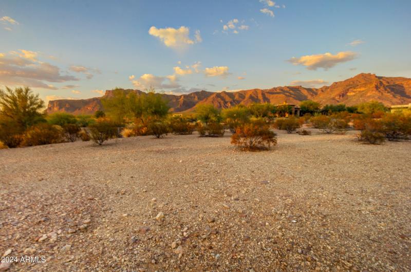 003_Superstition Mountain View