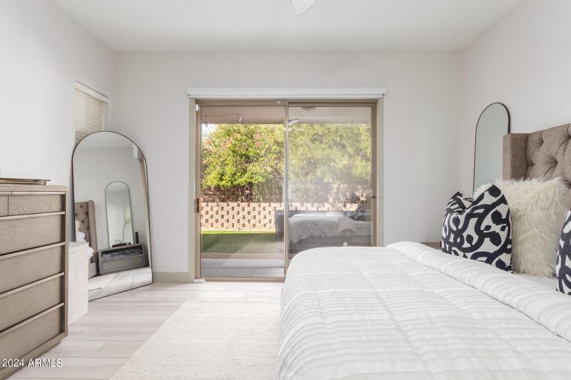 0027-27 - San Fernando