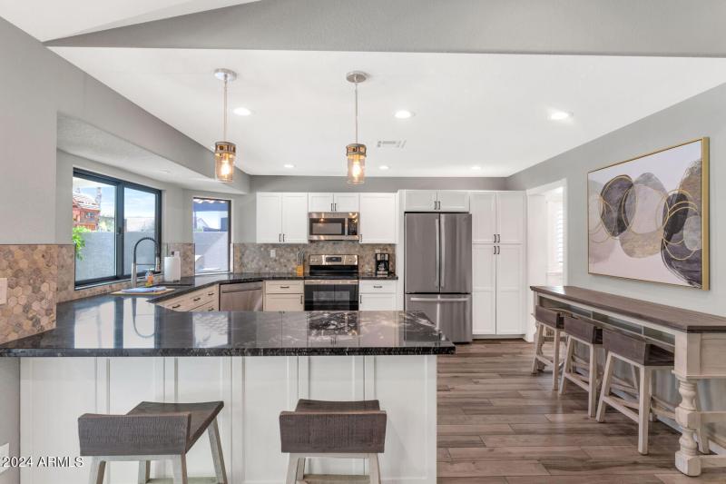 1439 S almar Cir-large-006-007-TOD3373-1