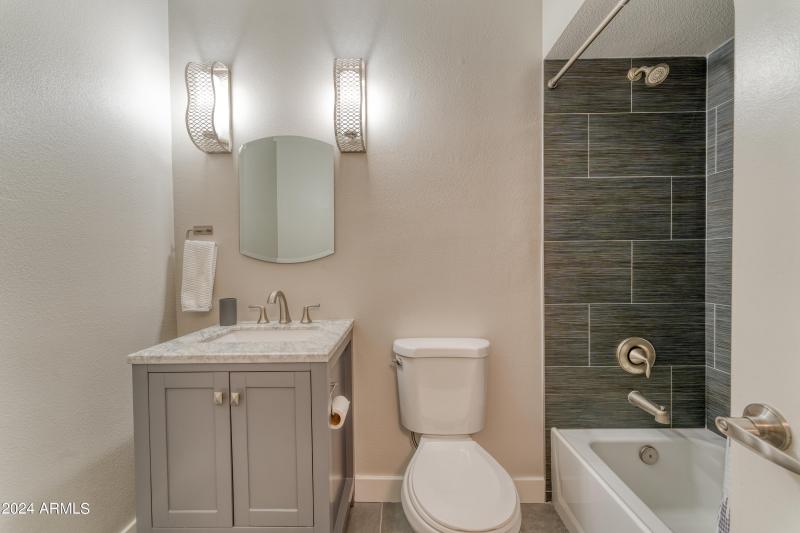 DSC07088_AuroraHDR2019-edit