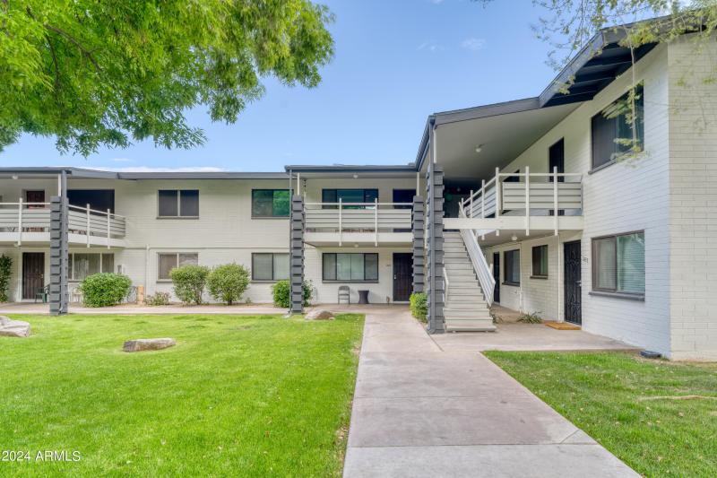 DSC07282_AuroraHDR2019-edit