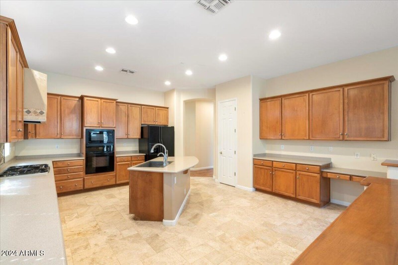 Kitchen/Island/Desk/Pantry 15120 EVD