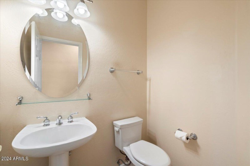 Powder Room/Half Bath 15120 EVD