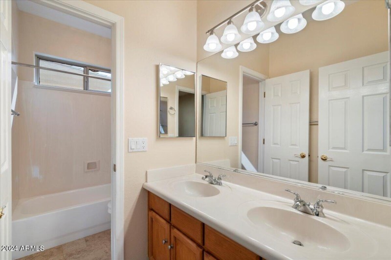 Hall Bath 15120 EVD