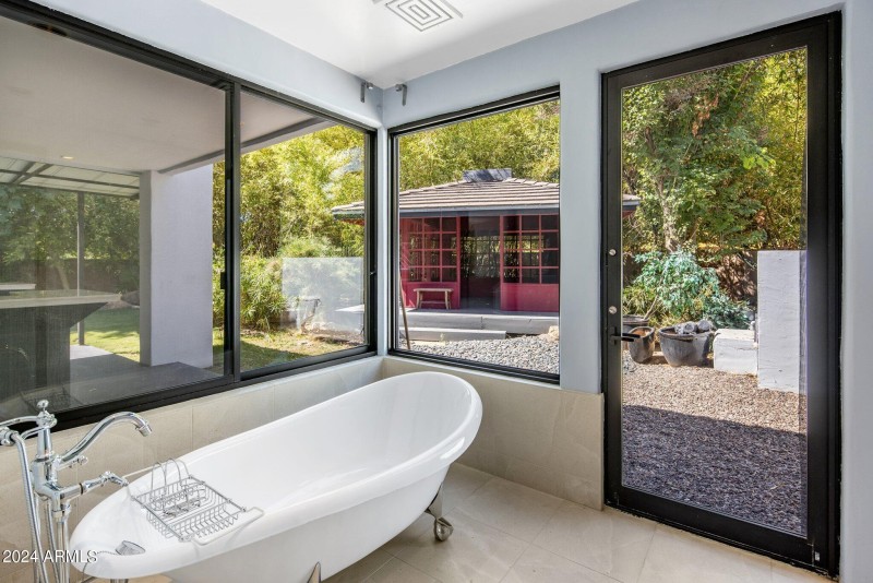 Garden Bathroom