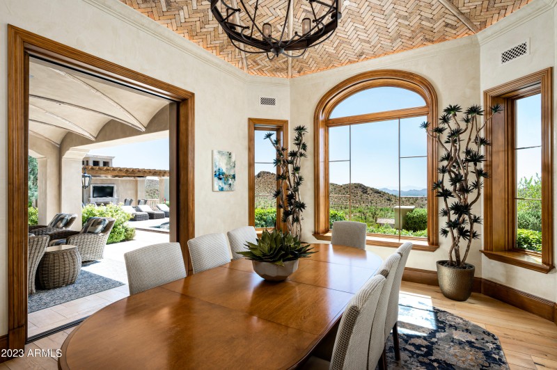Breakfast Nook