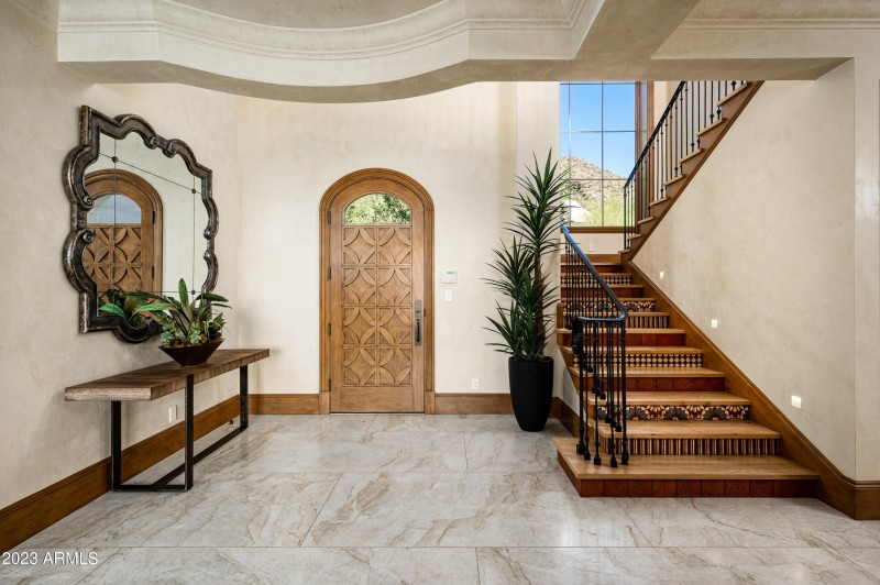 Private Guest Entrance