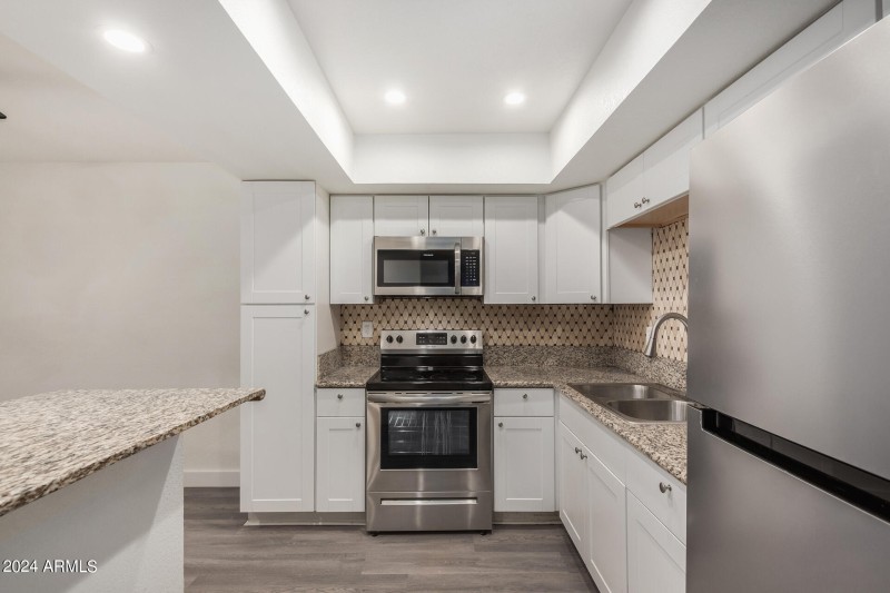 10 Kitchen