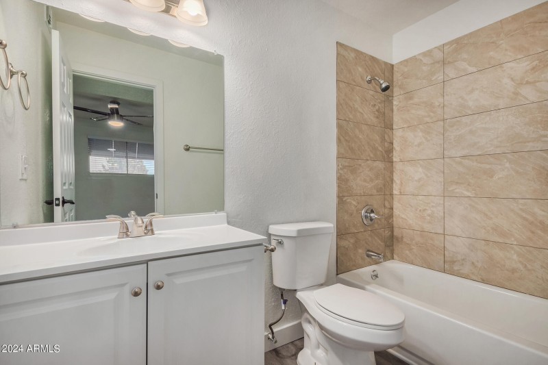 16 Bathroom